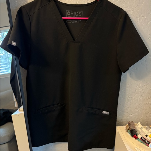 Figs Carma three pocket scrub top - Picture 6 of 6